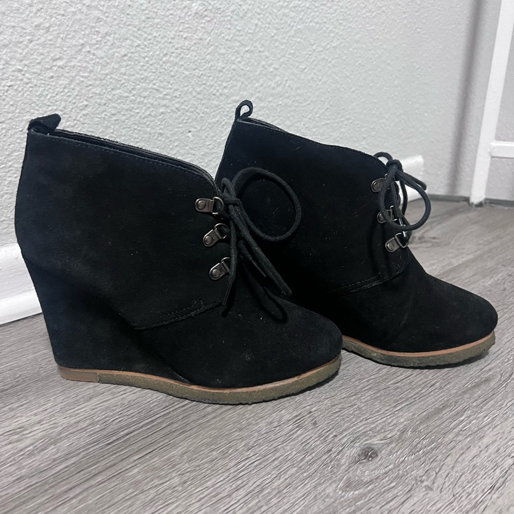 Steve Madden Suede Black Lace Up Booties Size 7.5